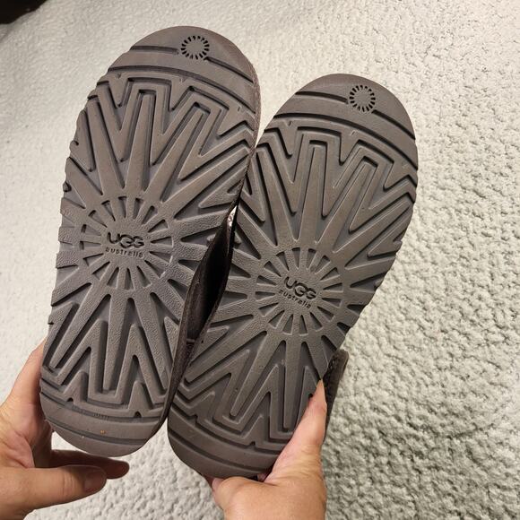 UGG Australia Camaya sequin UGGpure lined boots charcoal gray womens size 8 - Picture 4 of 5